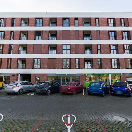 Bukowska 18 With Balcony Mtp By Renters Познань