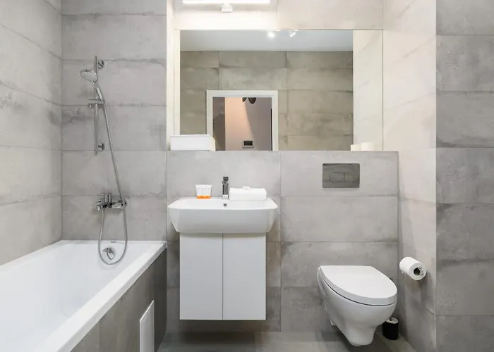 Apartment Bukowska 18 With Balcony Mtp By Renters Poznan