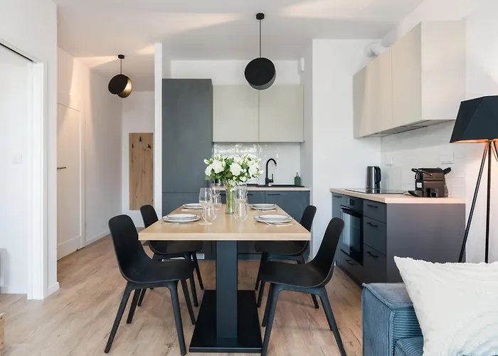 Bukowska 18 With Balcony Mtp By Renters Appartement *